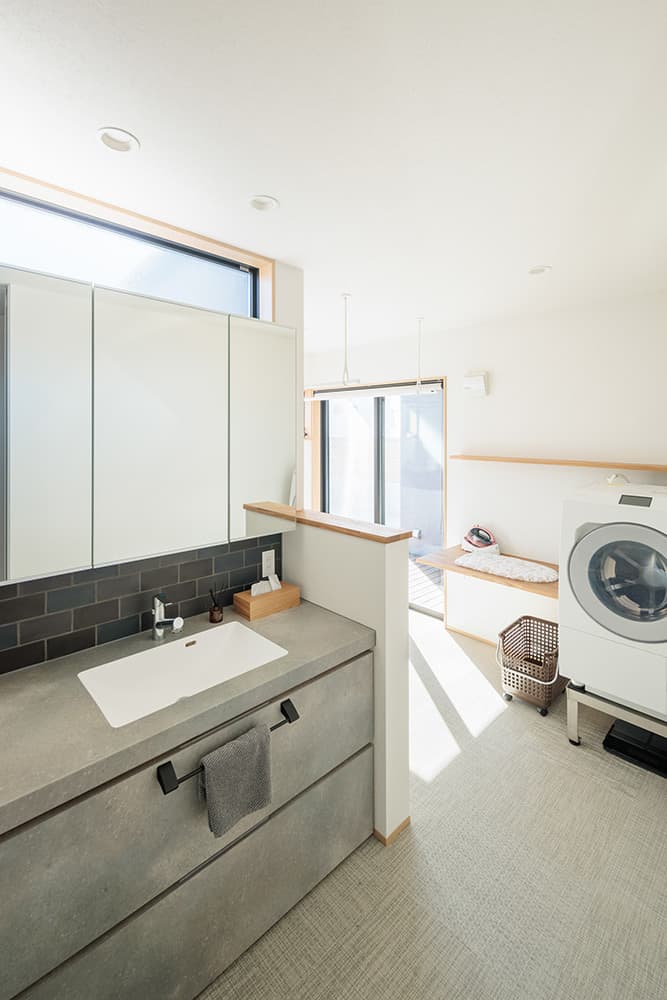 ウチとソトがつながる平屋の家