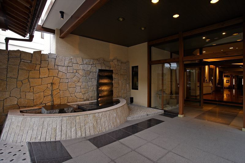 湯元四萬館