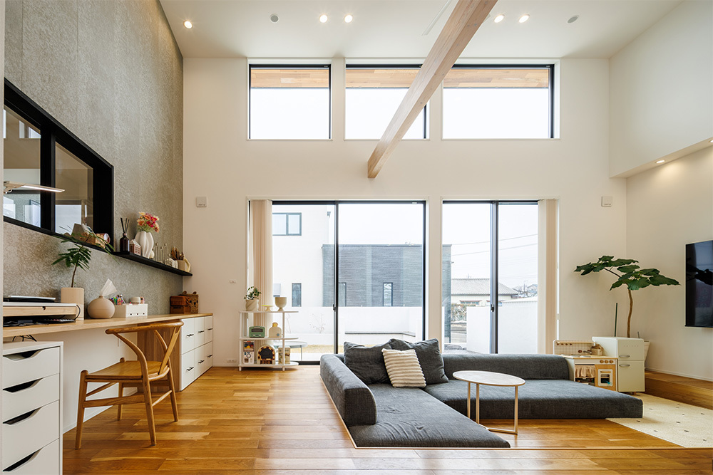 天井を高くし開放的にしたLDK